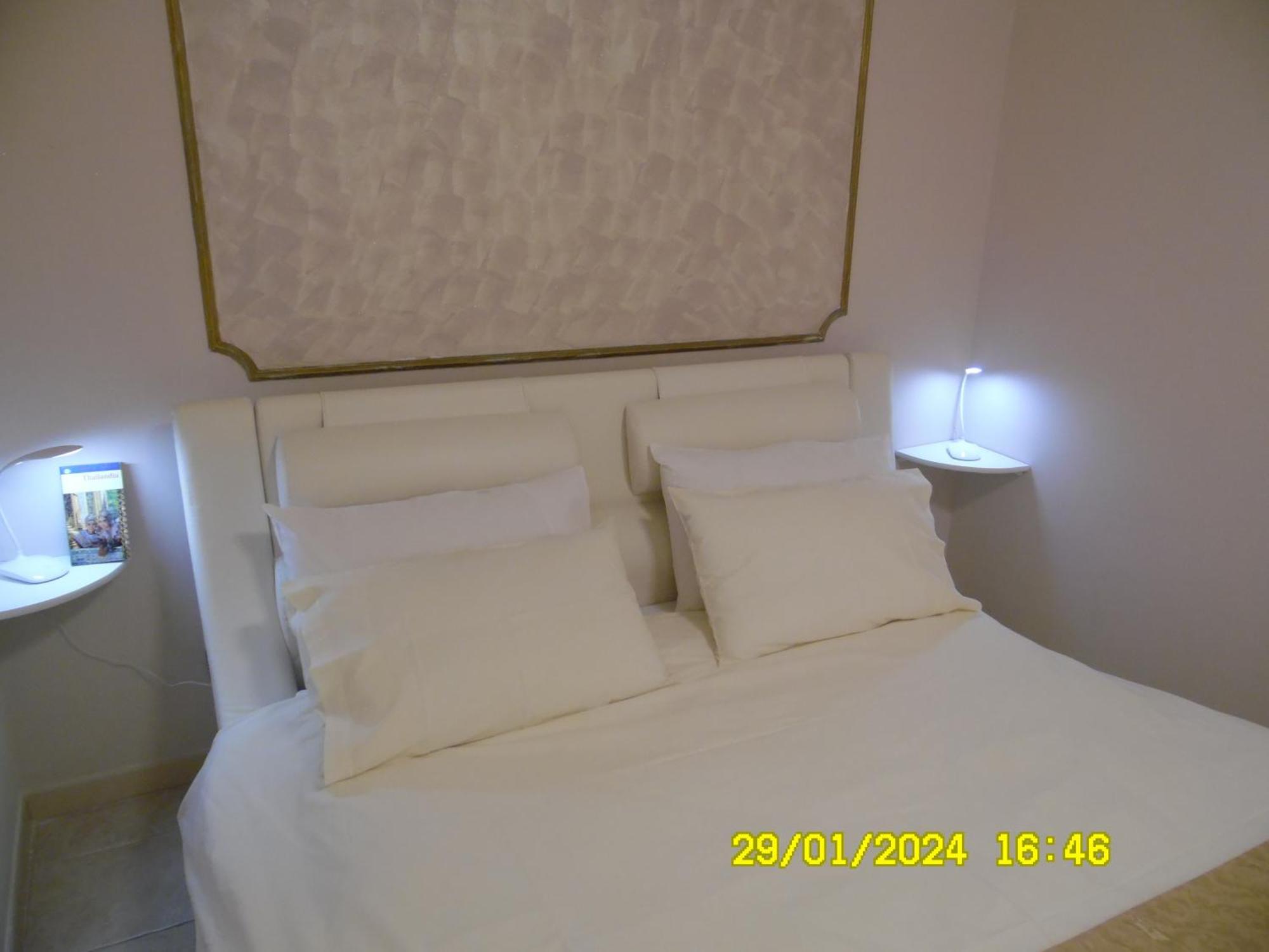 La Casa Di Giuditta - B&B Casa Vacanze - Ramacca Esterno foto