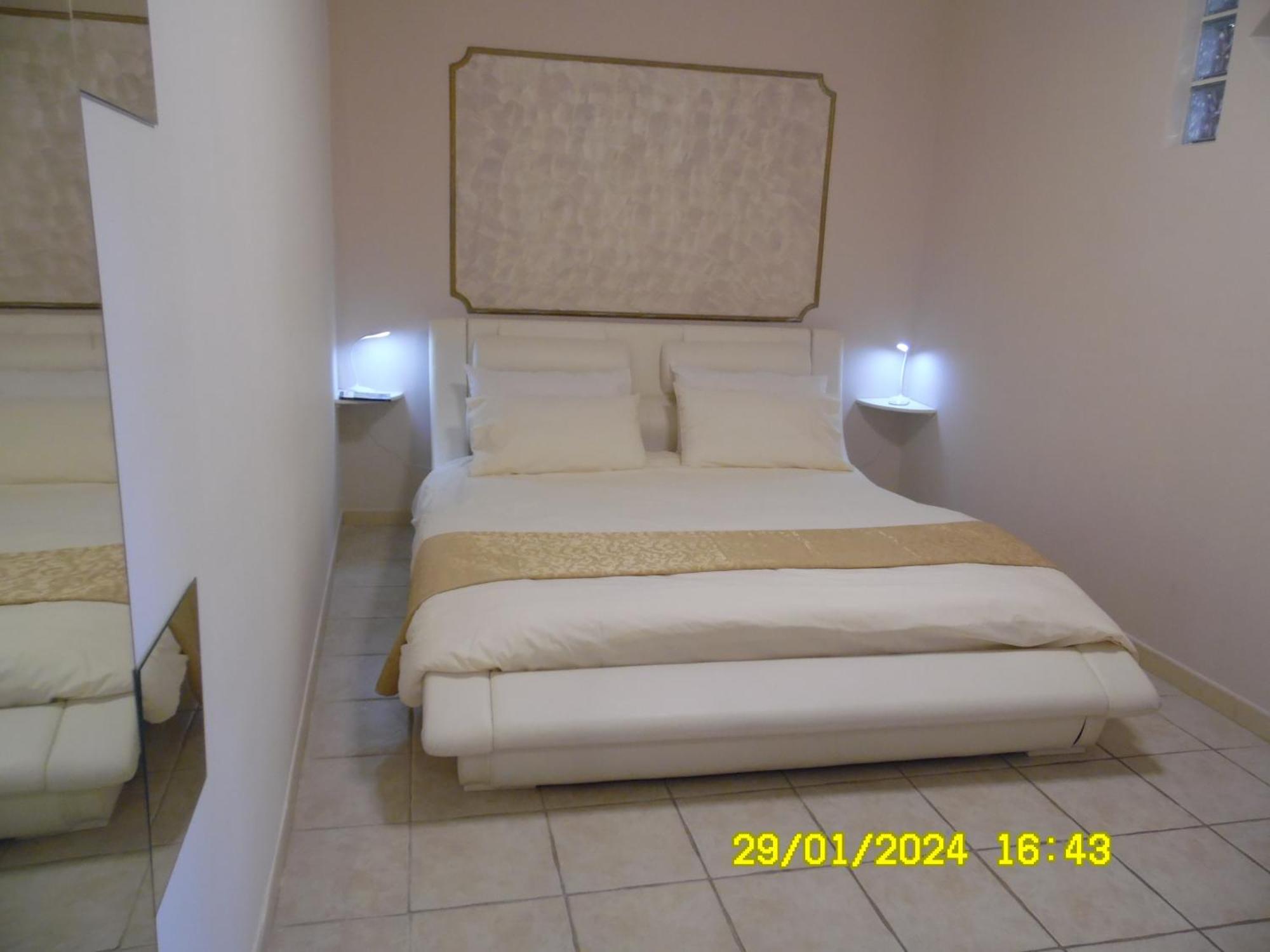 La Casa Di Giuditta - B&B Casa Vacanze - Ramacca Esterno foto