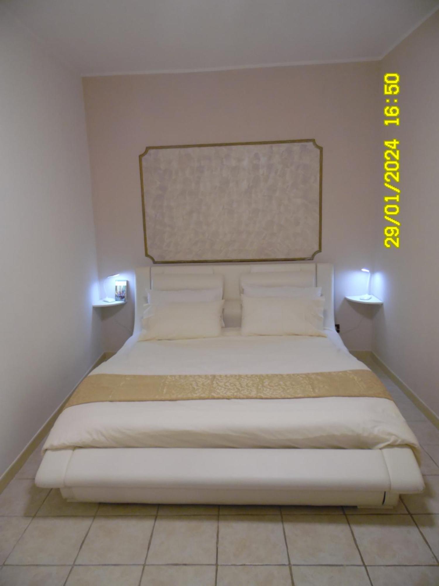 La Casa Di Giuditta - B&B Casa Vacanze - Ramacca Esterno foto